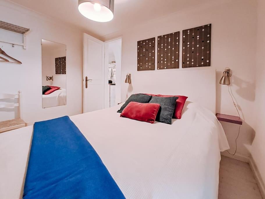 Lisbon Sant'Anna Apartments Szoba fotó