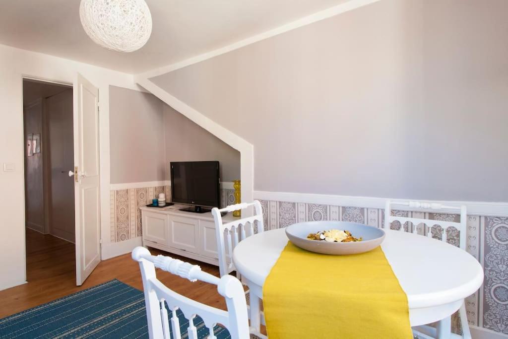 Lisbon Sant'Anna Apartments Szoba fotó